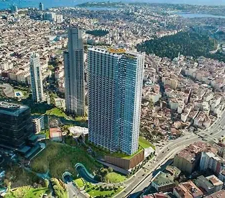 Luxury In The 40 Floor Istanbul