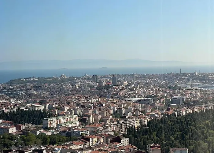 Apartment Luxury In The 40 Floor Istanbul