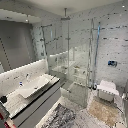 Luxury In The 40 Floor