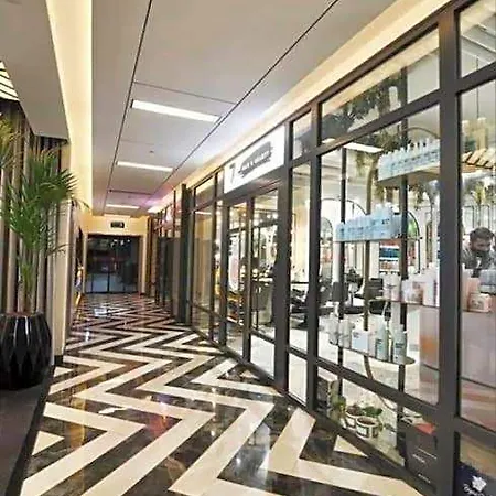 Luxury In The 40 Floor Apartman *