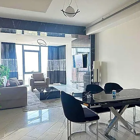 Luxury In The 40 Floor Appartamento