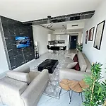Luxury In The 40 Floor Lejlighed